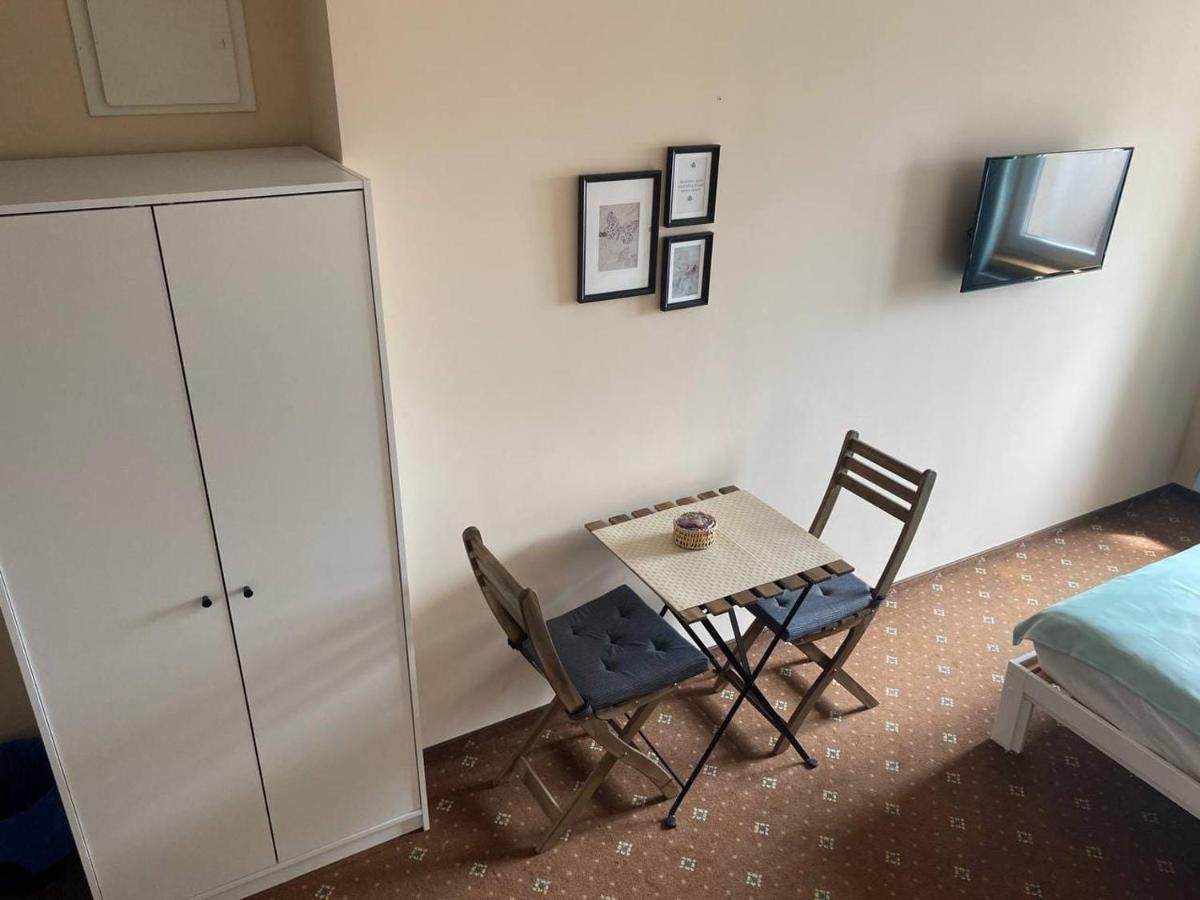 Apartamenty Dobra Noc Przy Wawelu 2 Bedrooms Krakau Exterior foto